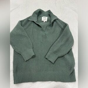 Aerie green texture sweater size medium